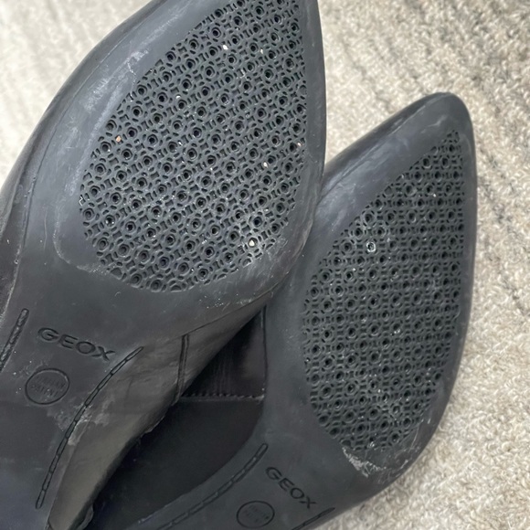 Geox Leather high heel Boot with side zip - Picture 5 of 12